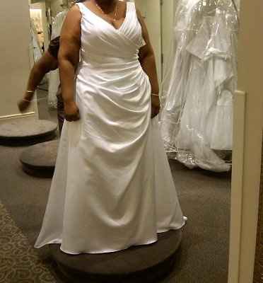 Dai & Sha Go To David's Bridal (pics)