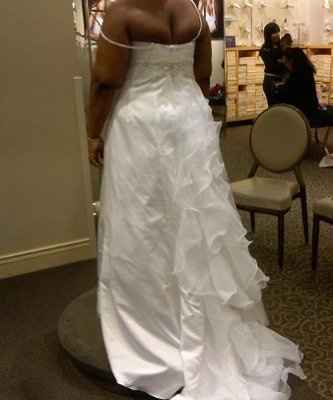 Dai & Sha Go To David's Bridal (pics)