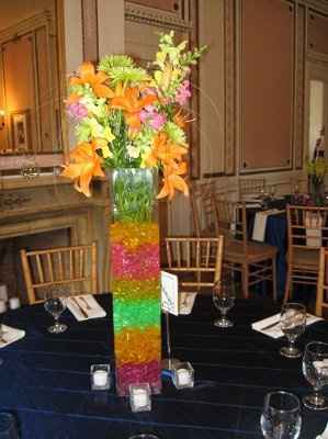 POST CREATIVE/FUN CENTERPIECES...