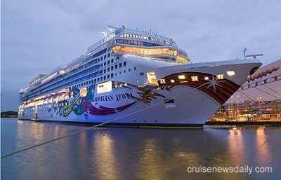 would love to talk to brides to be that are getting married on a cruise