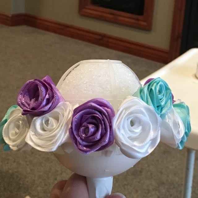 Ribbon rose bouquet and hot glue...