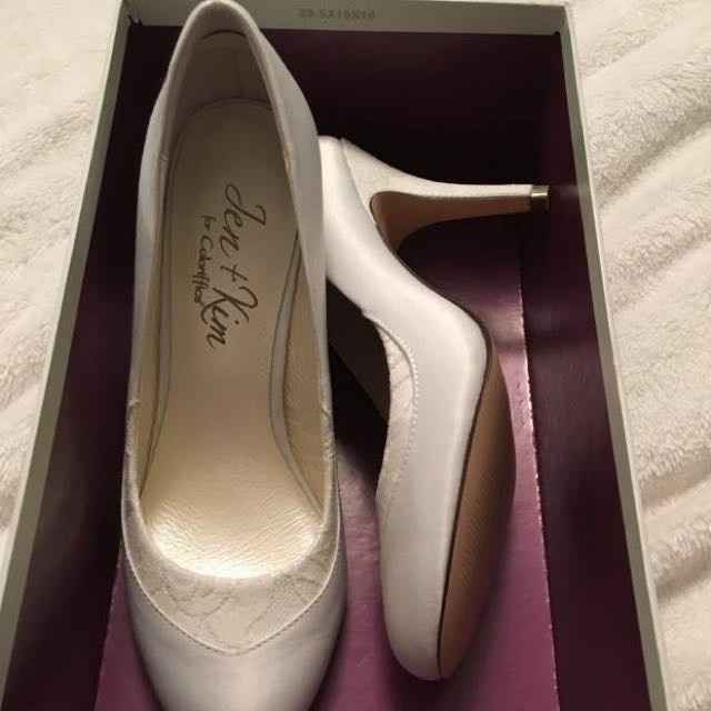 Show me your shoes ladies