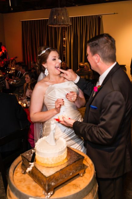 Can I see your cakes/cupcakes/and prices?