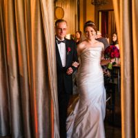 Plus-size brides: Dress silhouette?