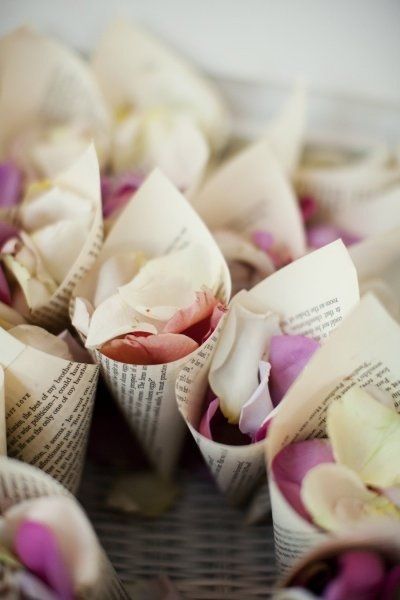 Incorporating book quotes in reception decor...?