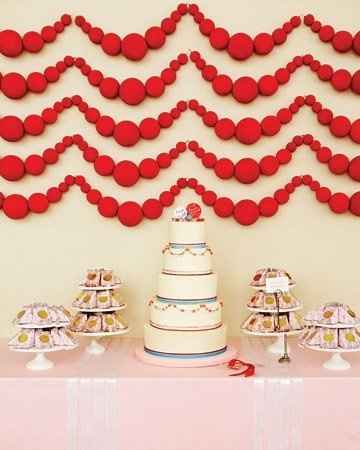 Let me see your pics!!! Centerpieces/decor