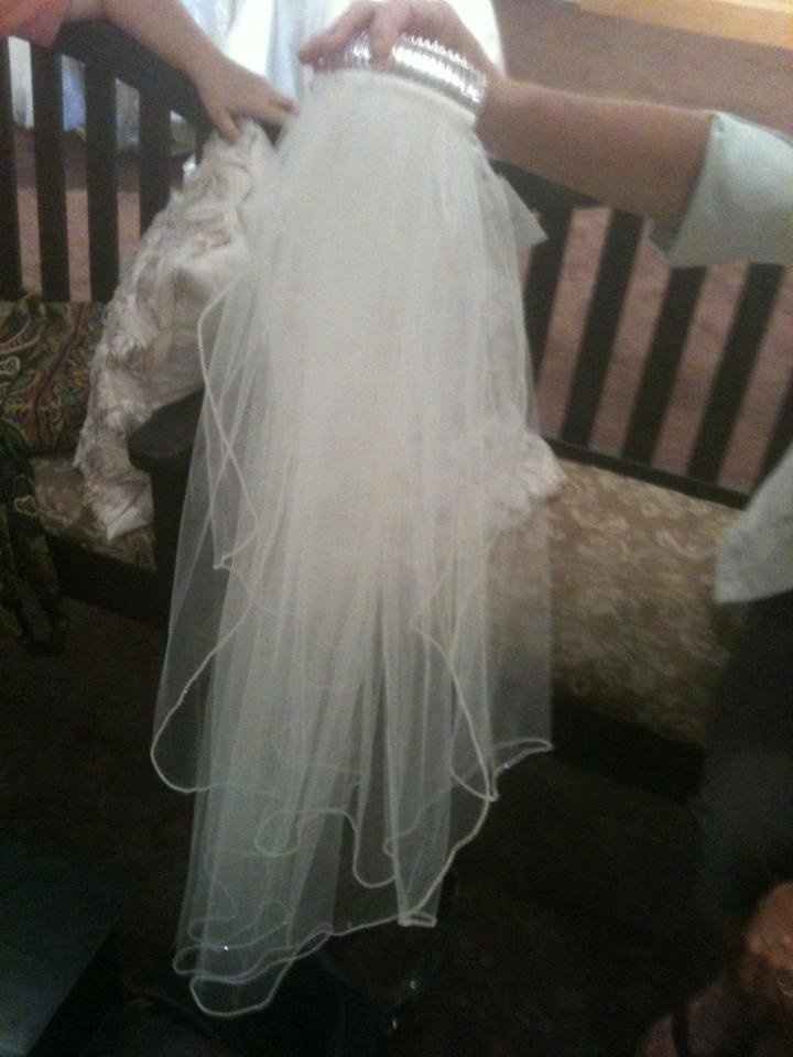 Cheap Wedding Belt and Veil... UPDATE with pictures on Page 2!! :)