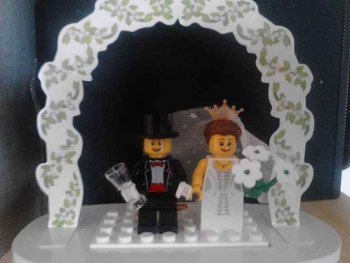 TWO WEEKS! And here is my AMAZING cake topper!! Nerd-iffic! :)