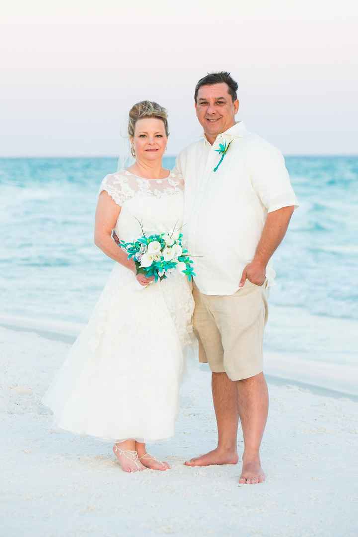 Needing dress help from beach brides