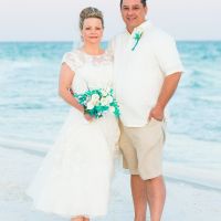 Needing dress help from beach brides