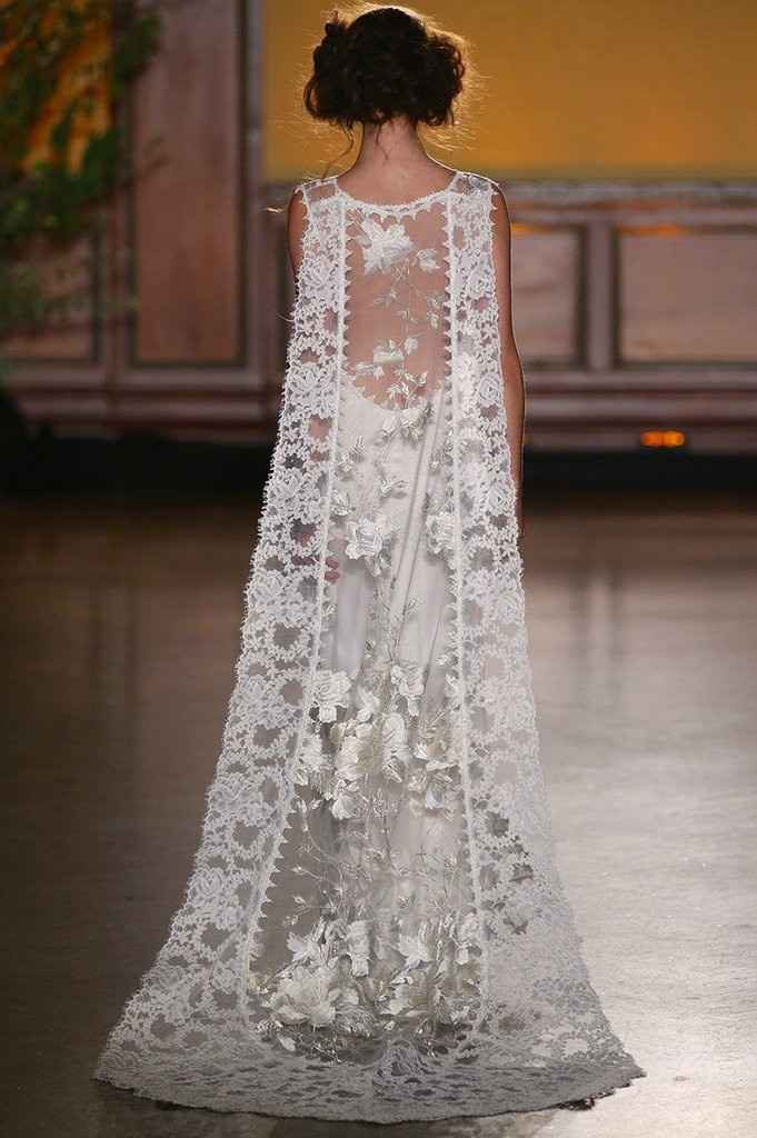Wearing a veil with my dress?