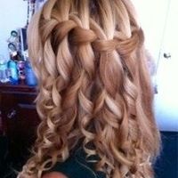 Calling all Curly Hair Brides