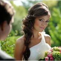 HELP! Pearls with MOH Dress?