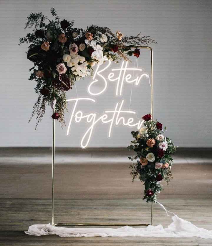 D? floral arch