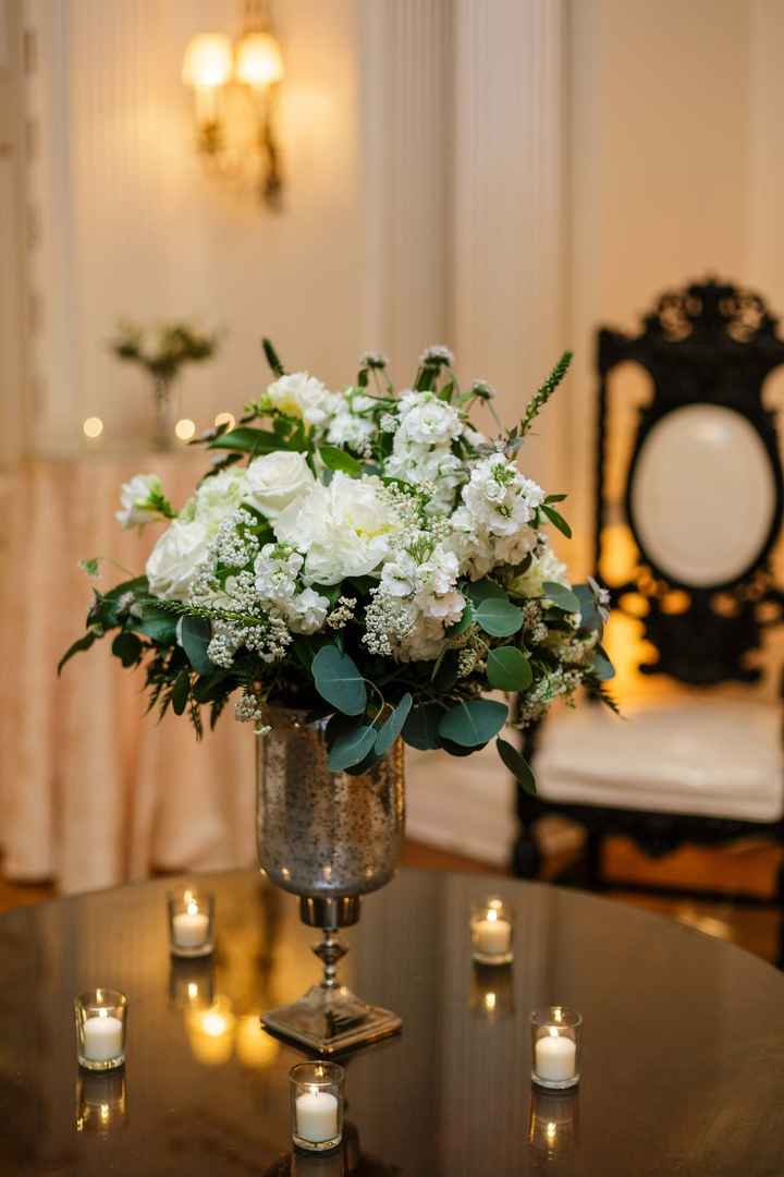 Simple decor