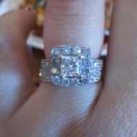 Show me your wedding bands!