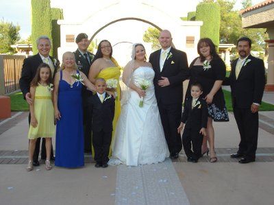 Oh ladies!!! We did it!!! We said "I DO!"  I am married, and couldnt be happier!!!