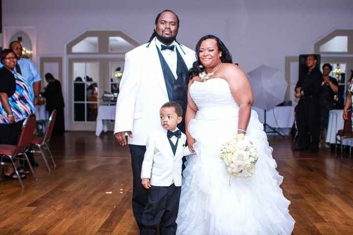 GUESS WHO GOT MARRIED ?!?!?!? COME SEE :)