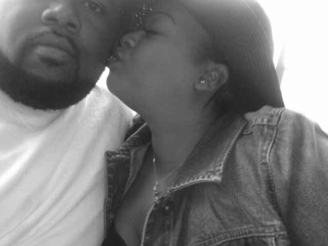 Share a photo... (pic)