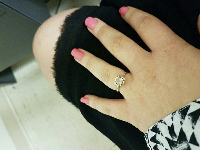 Let's see those rings! And for the Mrs lets see the bands with it ! I LOVE seeing everyone's bling:)