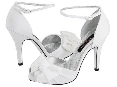 Trying to find sexy wedding shoes!!!!!HELP