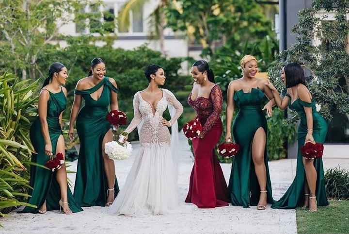 Mixing different colors for bridesmaids dresses - 1