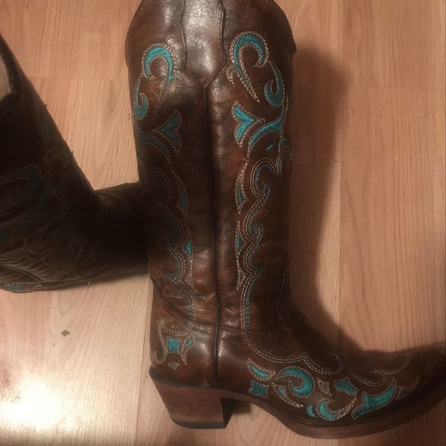 Show me your shoes!