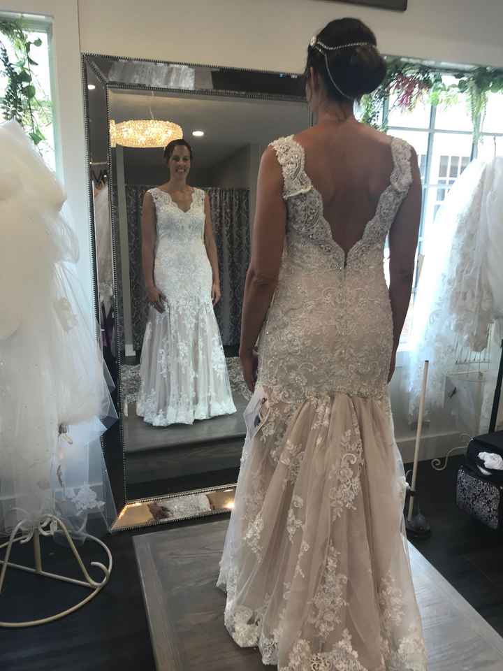 Bustle options for long train - 1