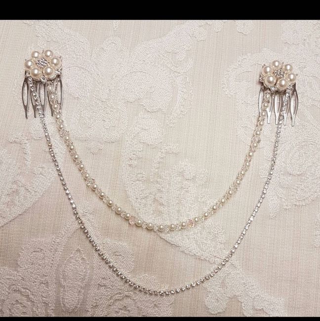Let me see your jewelry ! - 1