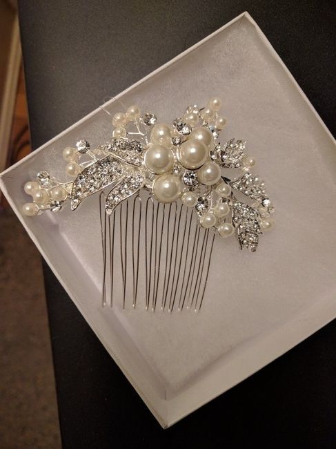Show me your hairpieces! - 1
