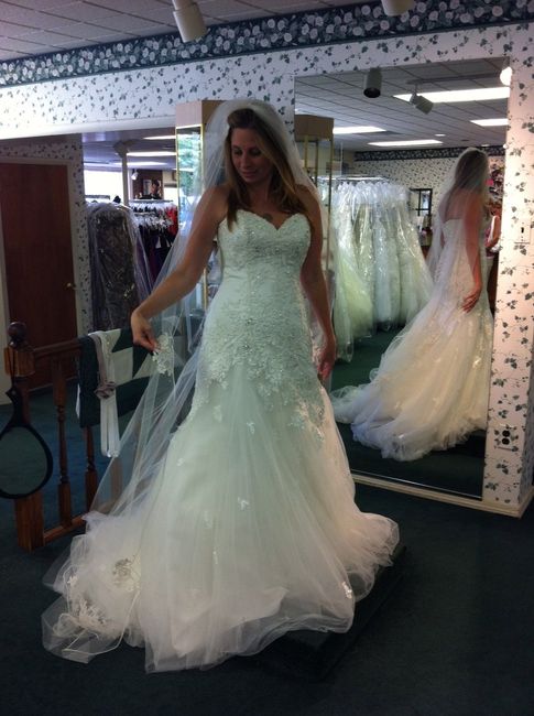 Who doesn't love dress porn !
