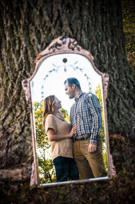 E-pics this Thursday!!!!! Engagement photo props! Help me out sisters!