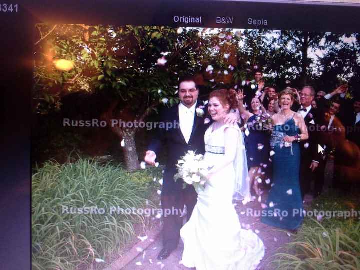 Rose petal toss