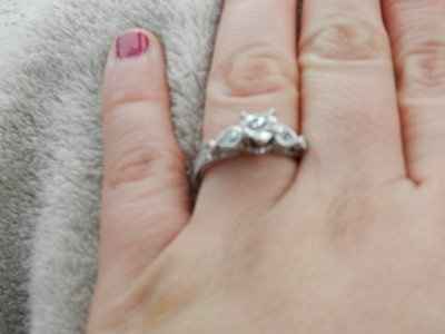 How did he propose & Show off dem raaangs!