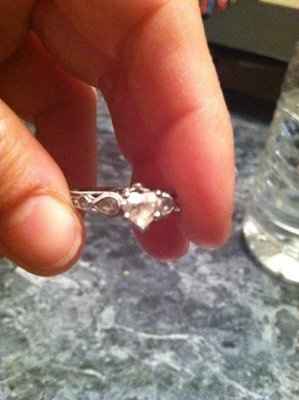 How did he propose & Show off dem raaangs!