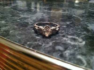 How did he propose & Show off dem raaangs!