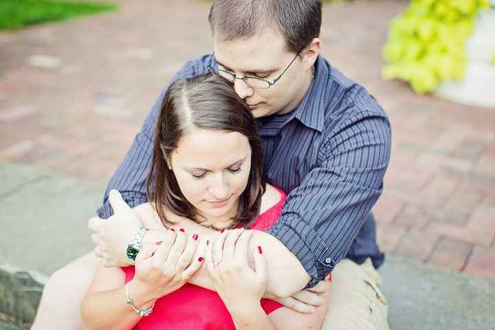 We got our engagement photos back! PIC HEAVY! :)