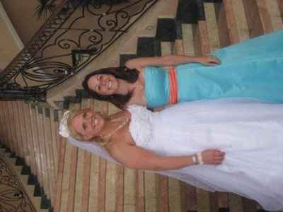 wedding dresses!!! let's see them, ladies!