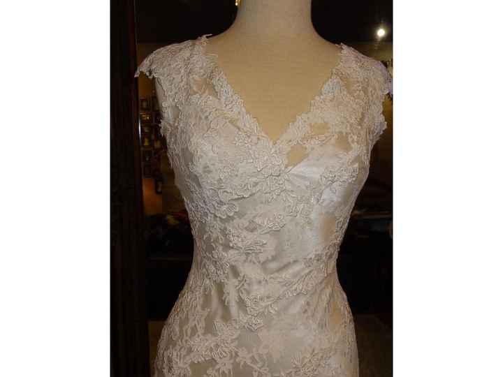 I just picked up my dress today and I've just realized there is no way I can wear this without a nor