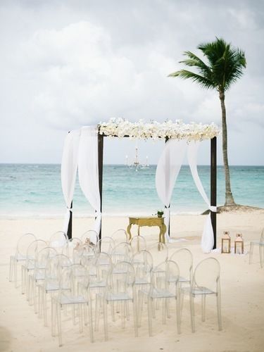 The ceremony I want.
