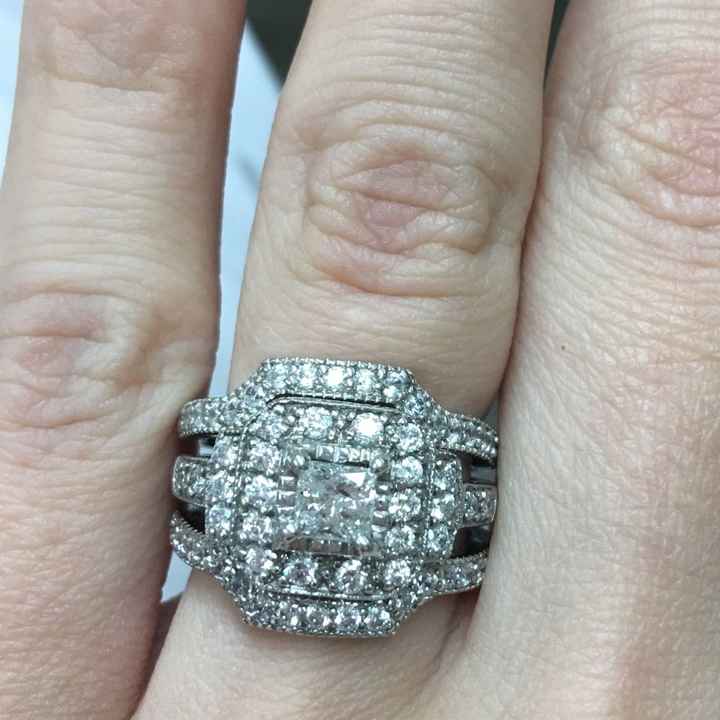 SHOW OFF YOUR RINGS LADIES!! I wanna see that bling!!!