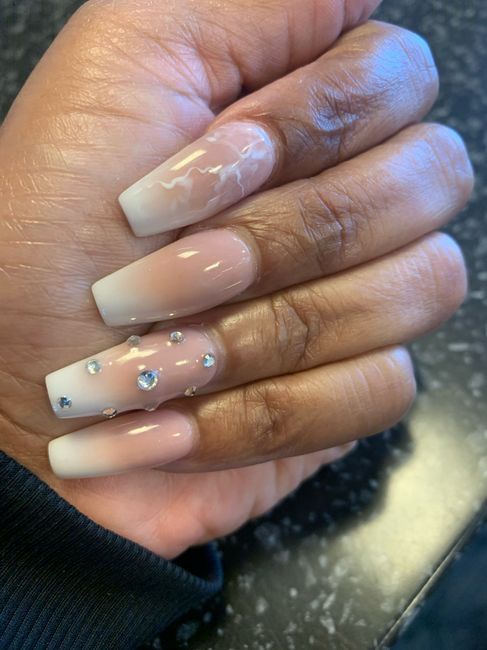 Can i see pics of your nails with crystals! - 1