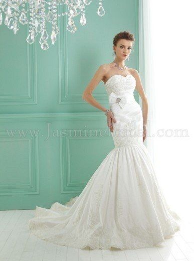 Calling All Maggie & Jasmine Collection Brides!