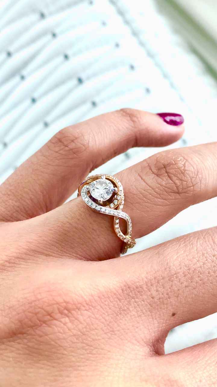 Her ring! - 1