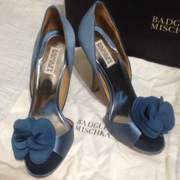 Shoes?  what color are you wearing?