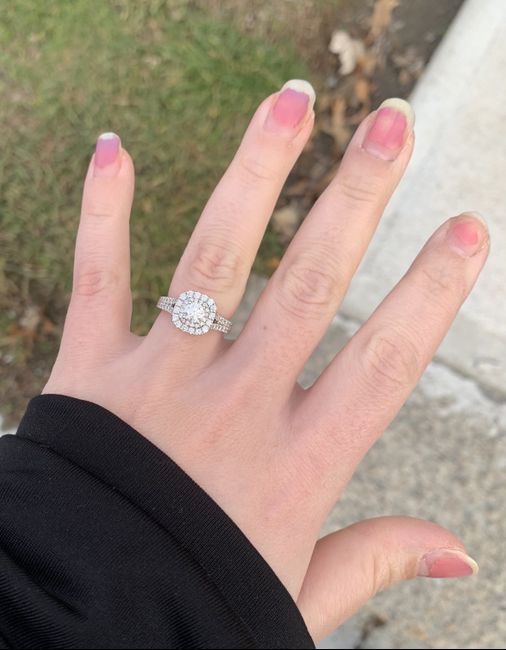 Brides of 2022! Show us your ring! - 1