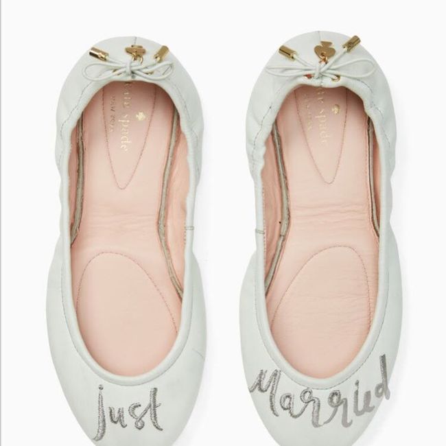 Shoes: White or Colorful? - 1