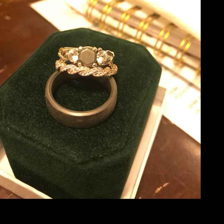 I'm so happy i love my ring - 1