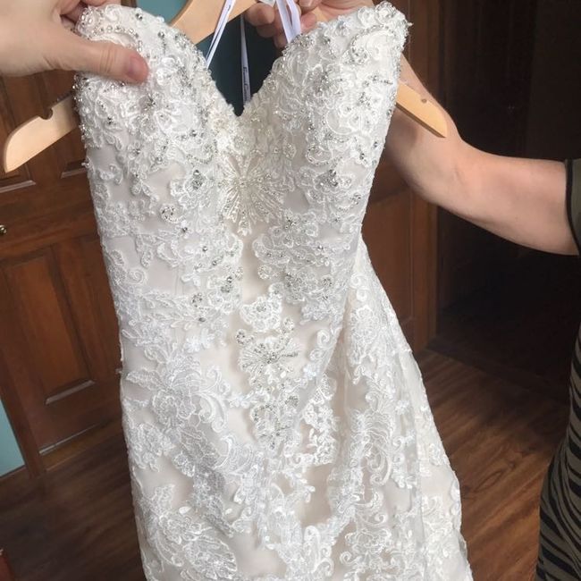 Let's see your lace wedding dresses!