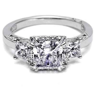 Might be rude to ask but how many CT's is your engagement ring? What is average?